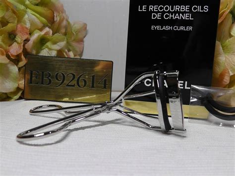 le recourbe eyelash curler.